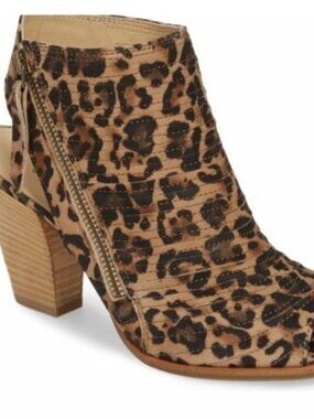 Paul Green Leopard Print Cayanne Peep Toe Bootie Size 8